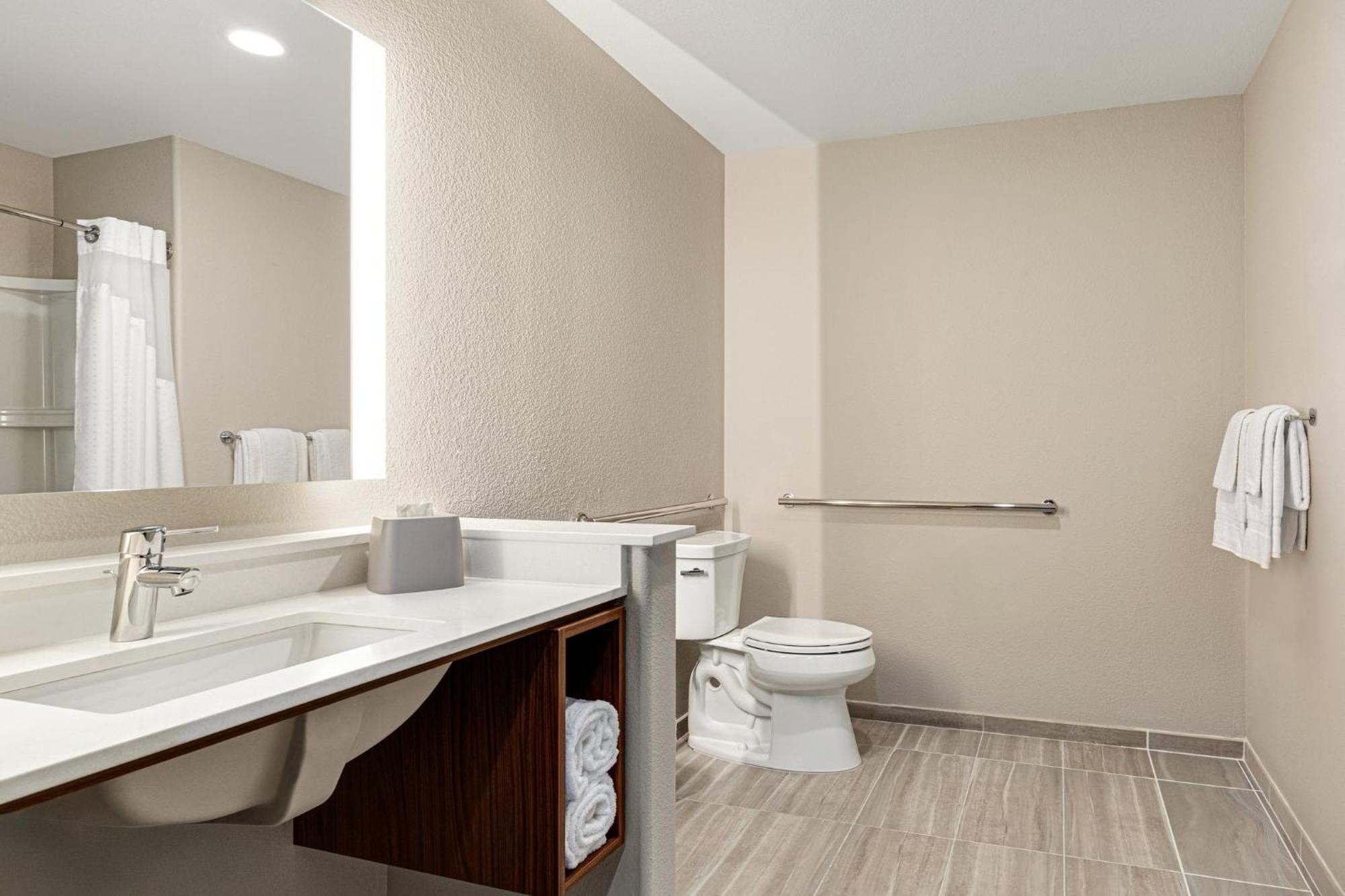 Holiday Inn Express & Suites Hayward - Castro Valley By Ihg Exterior foto