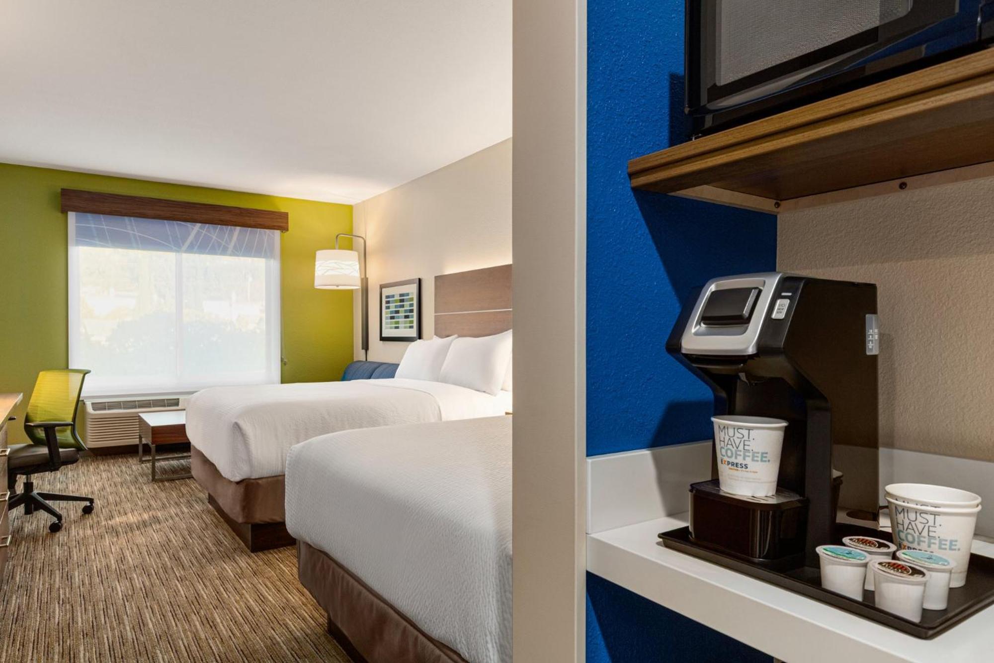Holiday Inn Express & Suites Hayward - Castro Valley By Ihg Exterior foto