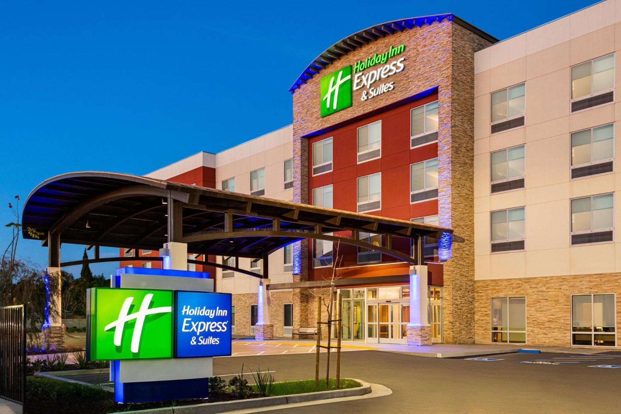 Holiday Inn Express & Suites Hayward - Castro Valley By Ihg Exterior foto