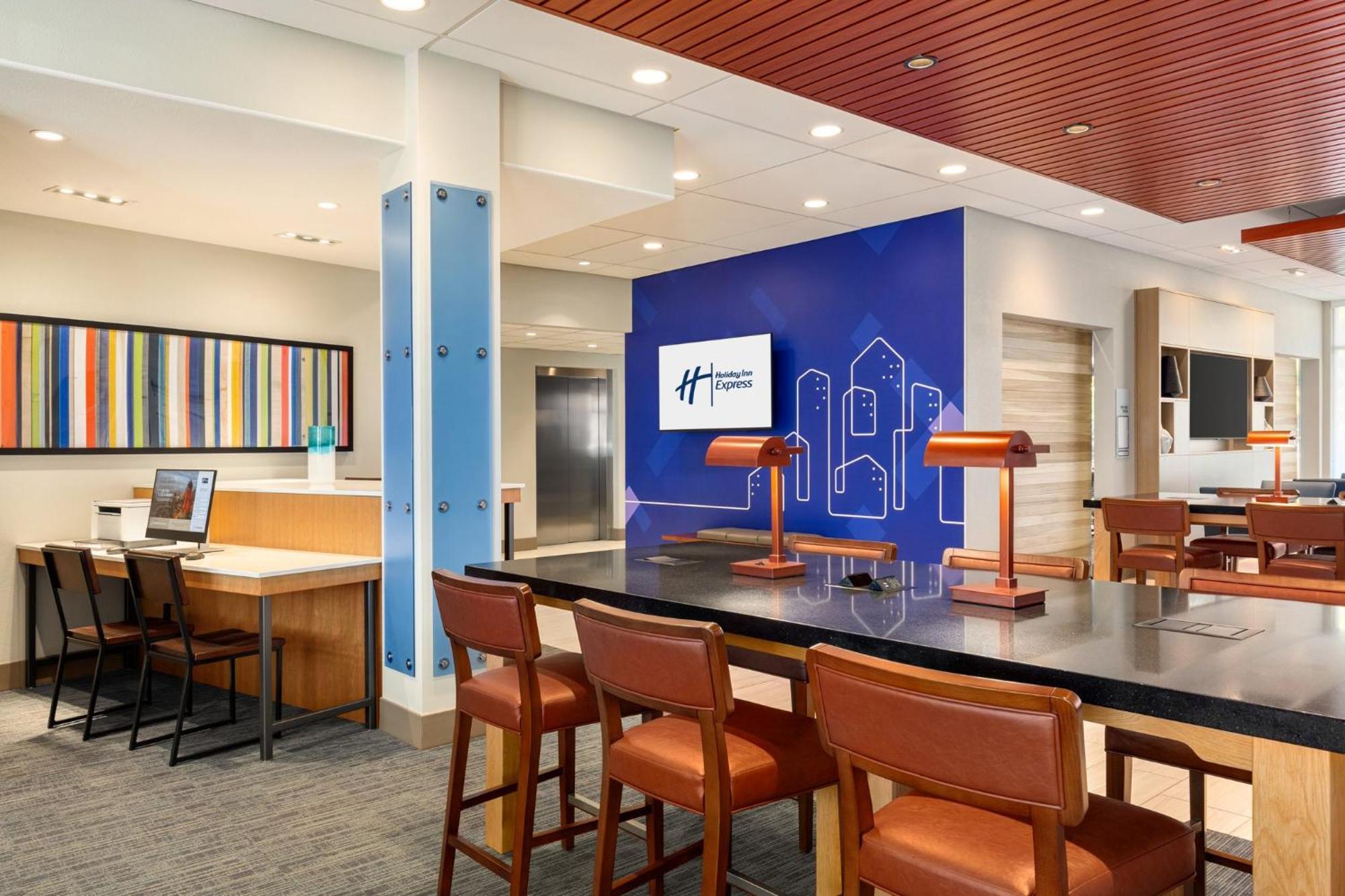 Holiday Inn Express & Suites Hayward - Castro Valley By Ihg Exterior foto